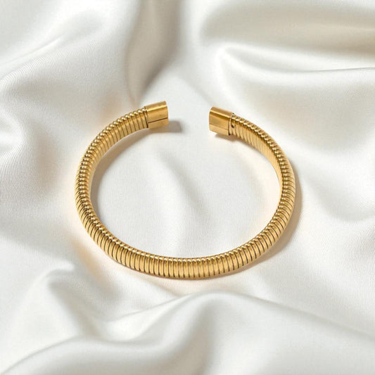 Majesté Bangle
